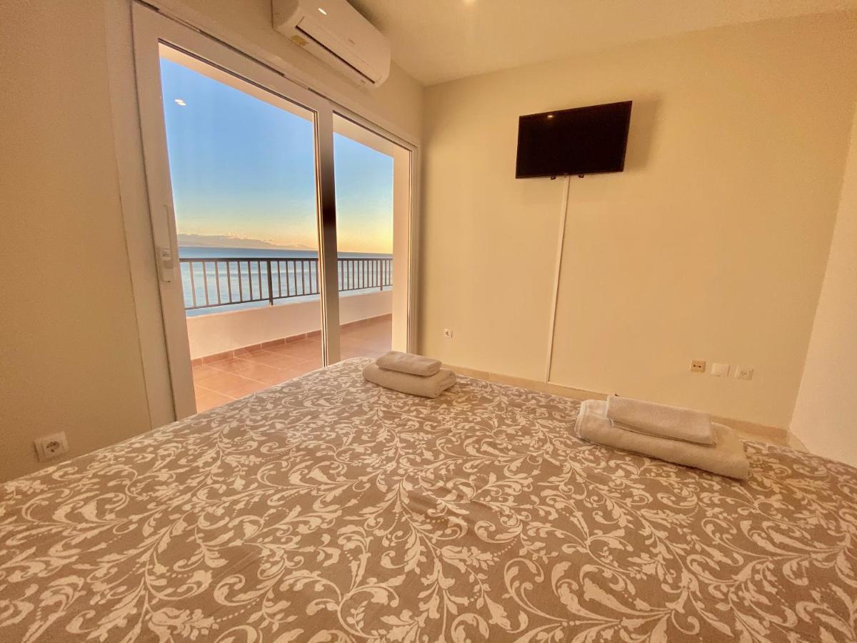 Apartamentos Turisticos Castillo Del Vigia Τορρεμολίνος Εξωτερικό φωτογραφία