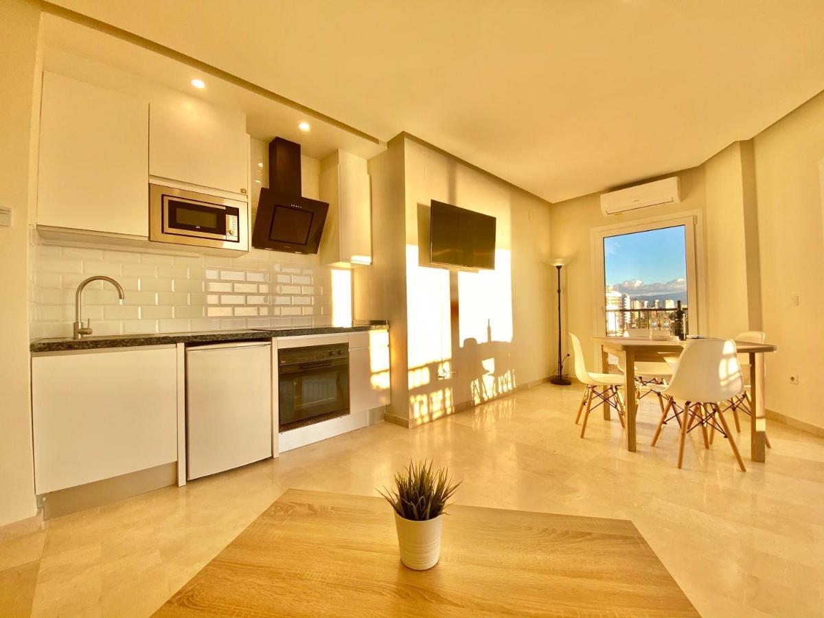 Apartamentos Turisticos Castillo Del Vigia Τορρεμολίνος Εξωτερικό φωτογραφία