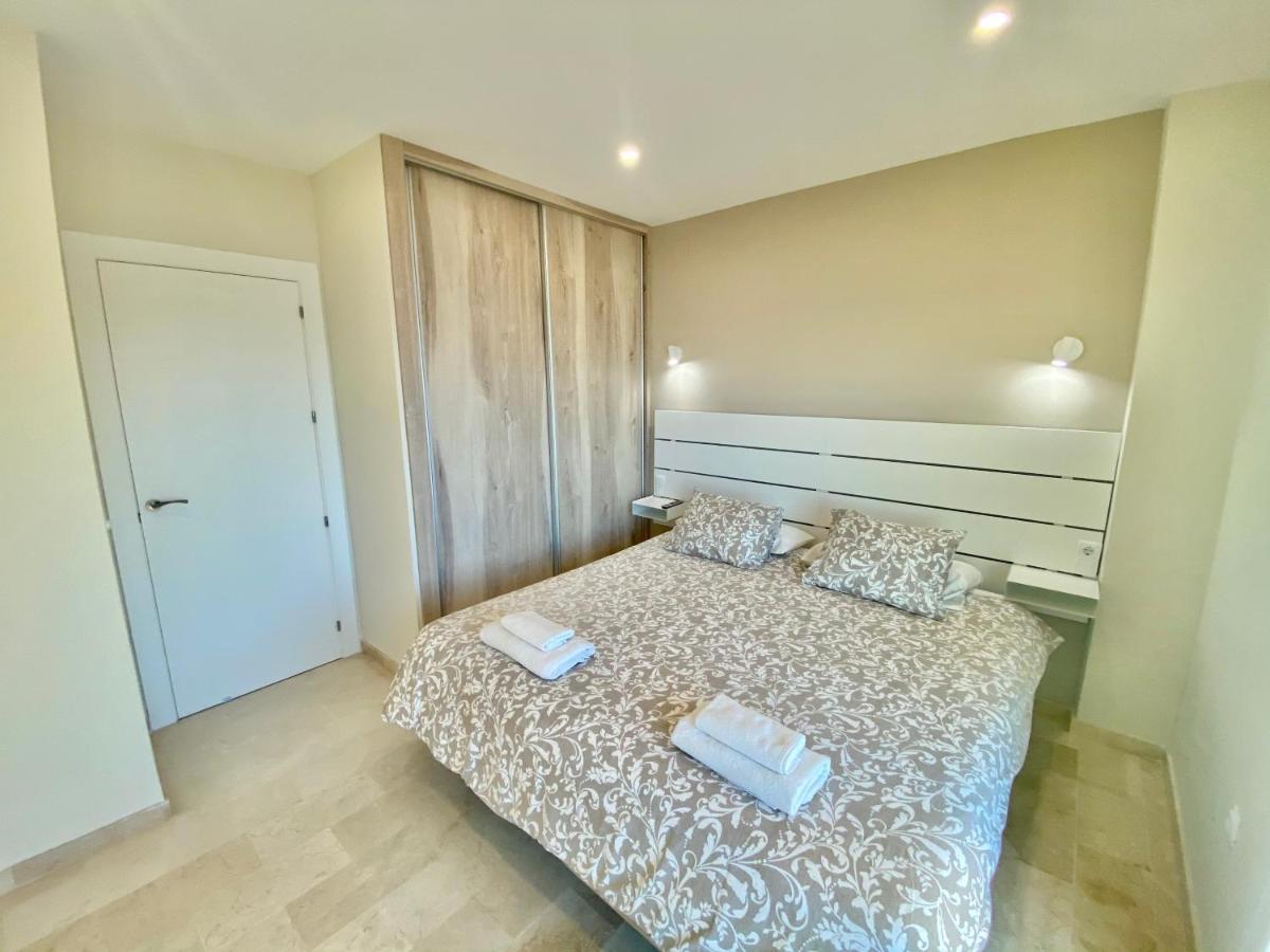 Apartamentos Turisticos Castillo Del Vigia Τορρεμολίνος Εξωτερικό φωτογραφία