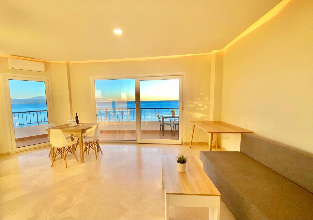 Apartamentos Turisticos Castillo Del Vigia Τορρεμολίνος Εξωτερικό φωτογραφία