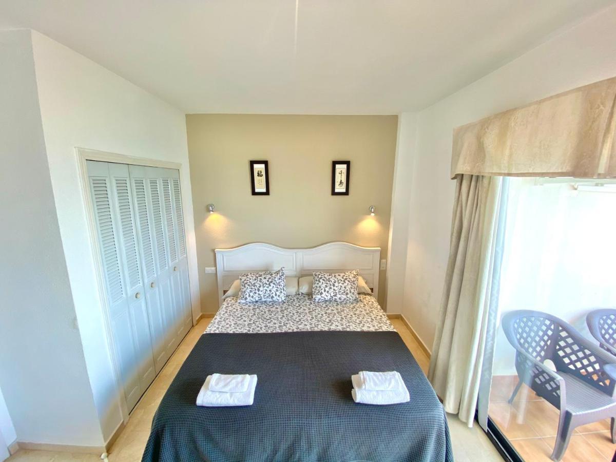 Apartamentos Turisticos Castillo Del Vigia Τορρεμολίνος Εξωτερικό φωτογραφία