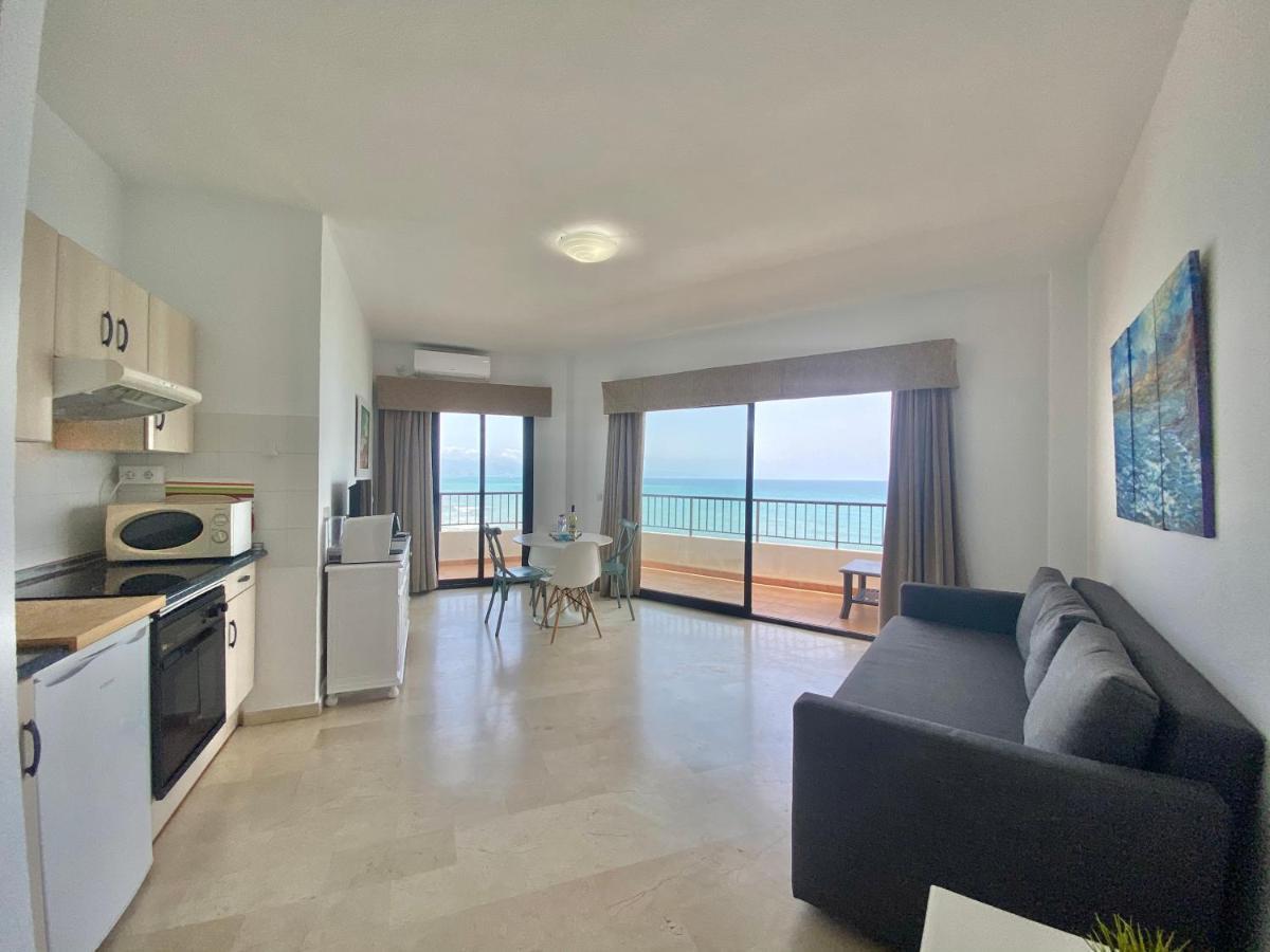 Apartamentos Turisticos Castillo Del Vigia Τορρεμολίνος Εξωτερικό φωτογραφία